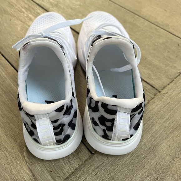 APL Women's TechLoom Tracer - Picture 5 of 6